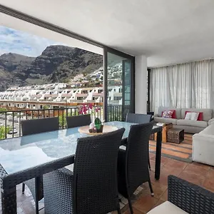 https://casa-tatiana.in-canary-islands.com