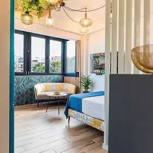 https://unique-studio-torremolinos-center.hotelsinnerja.org